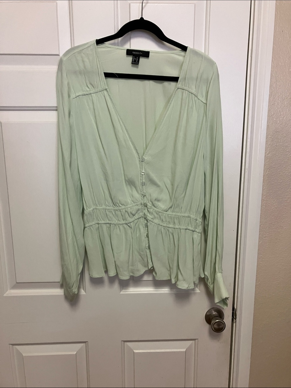 Forever 21 Mint Green Button-Front Peplum Blouse Size 1X